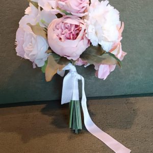 Pastel Tonlarda Gelin Buketi  ve Damat Yaka Çiçeği
