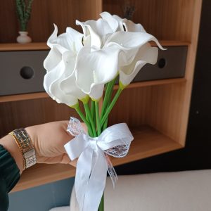 Islak Gala Güzeli Gelin buketi ve Damat Yaka çiçeği